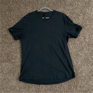 Lululemon 5 Year Basic V-Neck